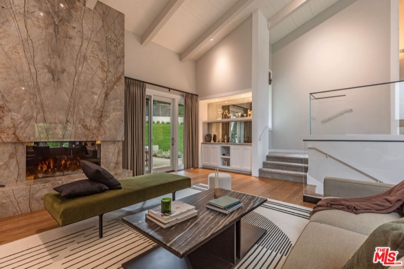 outdoor living at 1059 Angelo Drive
