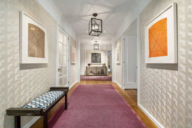 Gallery hall at 1100 Park Avenue 6B, Carnegie Hill — photo 5 of 10