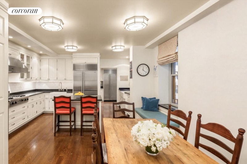 eat-in kitchen island and banquette