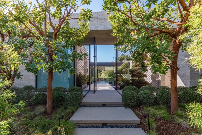entrance at 1335 Carla Lane