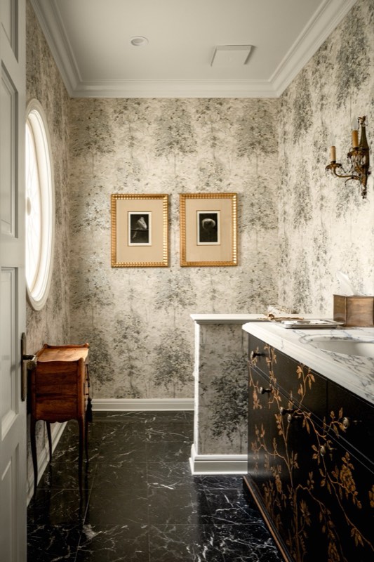 powder / oval window / black marble