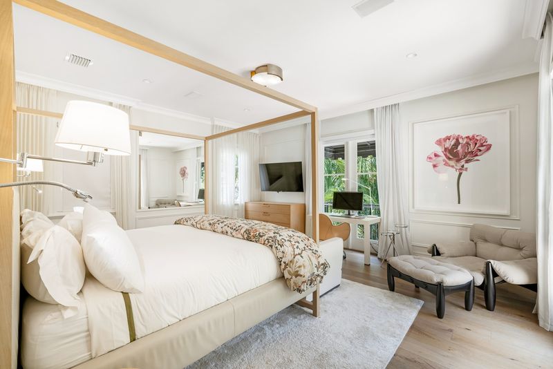 Primary bedroom at 155 San Souci Drive, Coral Gables — photo 9 of 9