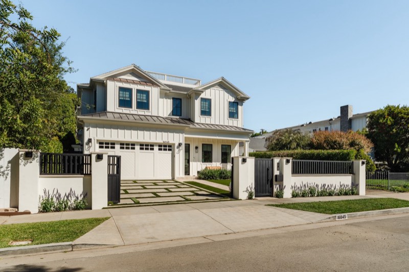 exterior of 16045 Northfield Street Pacific Palisades