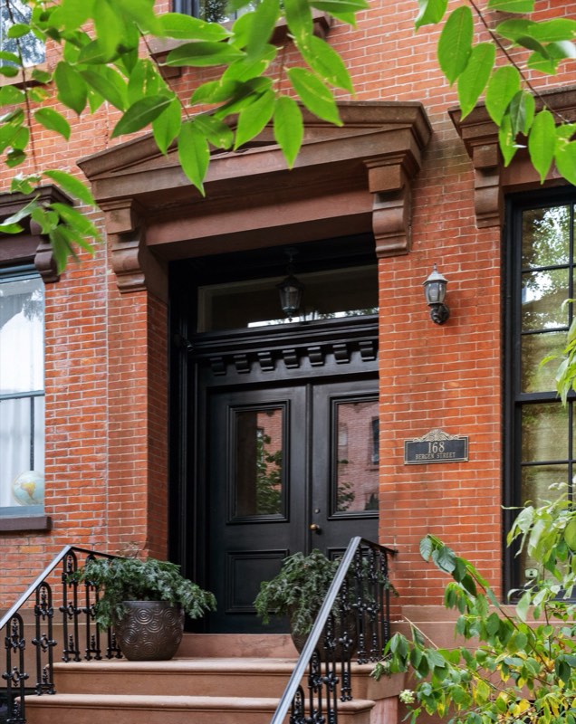 entry doors, 168 Bergen Street plaque