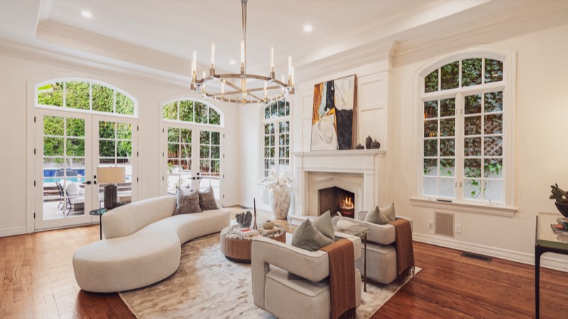 living room at 241 19th Street