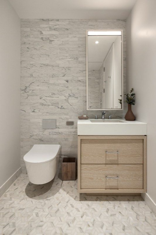 powder room at 250 West 96th Street 15C