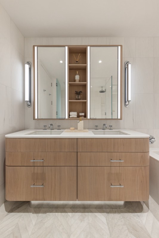 detail at 250 West 96th 17C