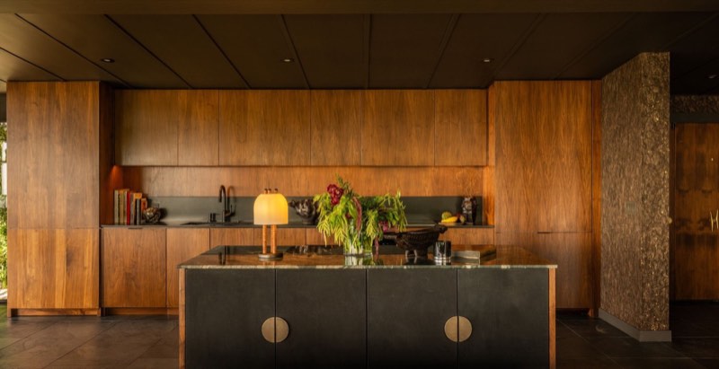 walnut kitchen / stone island