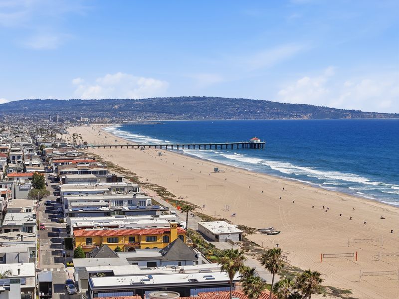 Lifestyle aerial toward Manhattan Beach Pier at 2516 The Strand, Manhattan Beach — photo 7 of 8