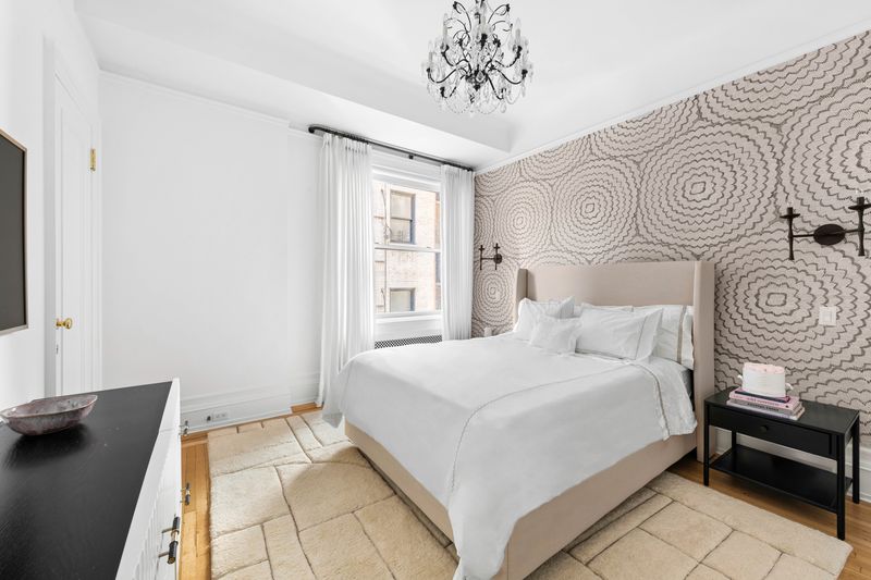 Primary bedroom at 26 East 63rd Street 11F, Upper East Side — photo 5 of 9