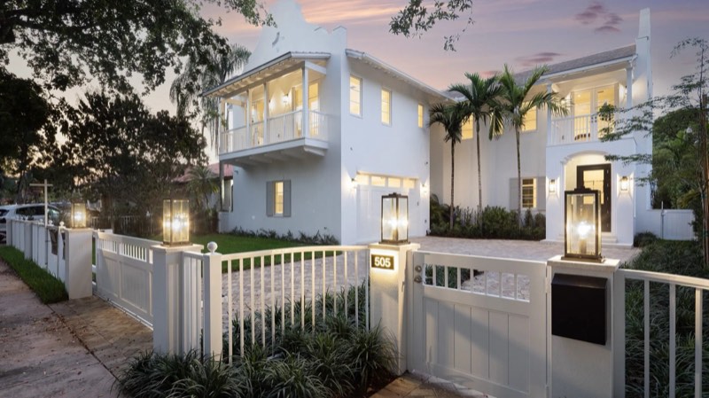 dusk street facade at 505 Zamora Avenue