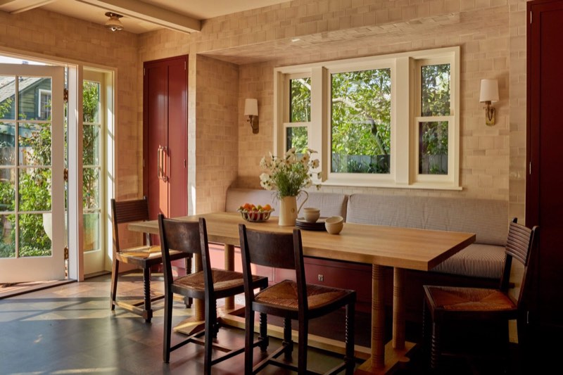 breakfast nook at 649 Palms Boulevard