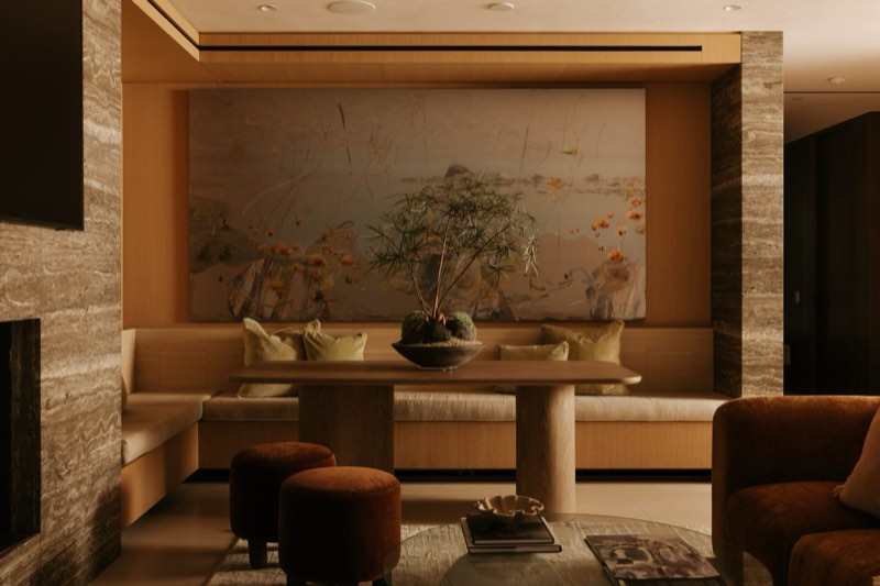 dining booth at 684 Firth Avenue