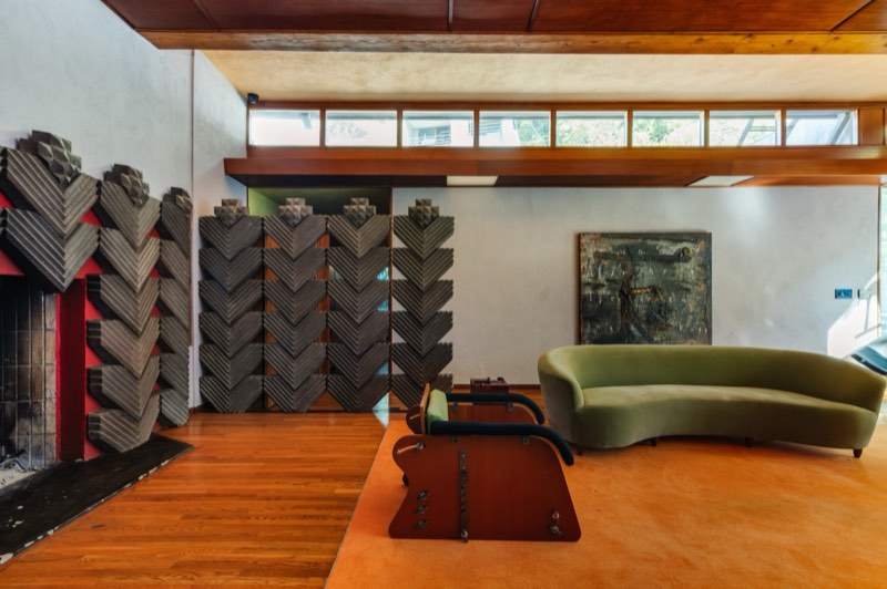 evening exterior at the Beverly Johnson House compound