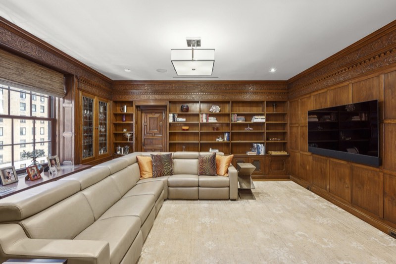 paneled den library at 800 Park Avenue fifth floor