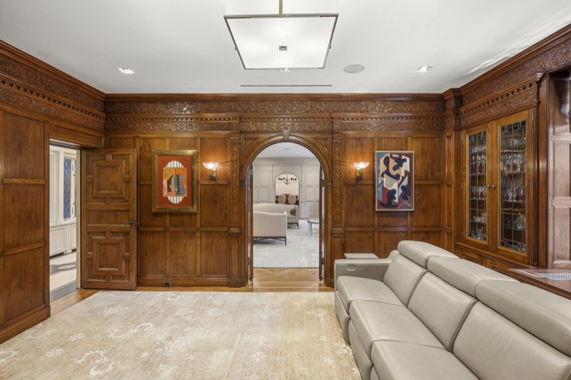 den second angle at 800 Park Avenue