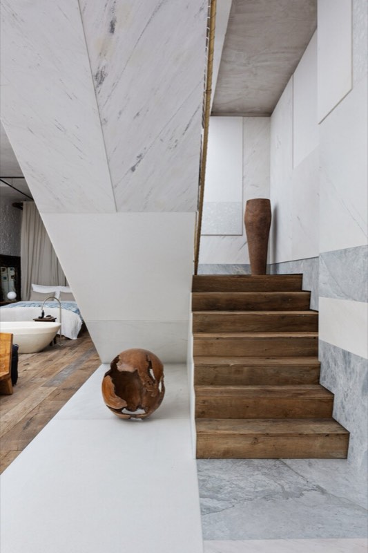 skylit penthouse loft at 90 Prince Street PHN